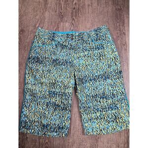 Chase 54 Golf Shorts Athletic Bermuda Length Green Teal Pattern Size 6